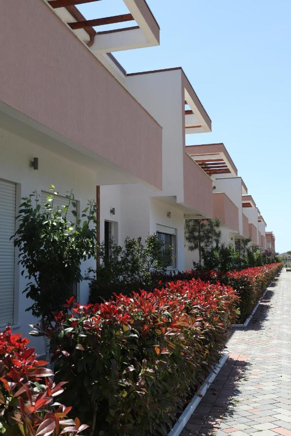 Tea Residence, Gjiri I Lalzit Apartments Durrës Exterior foto